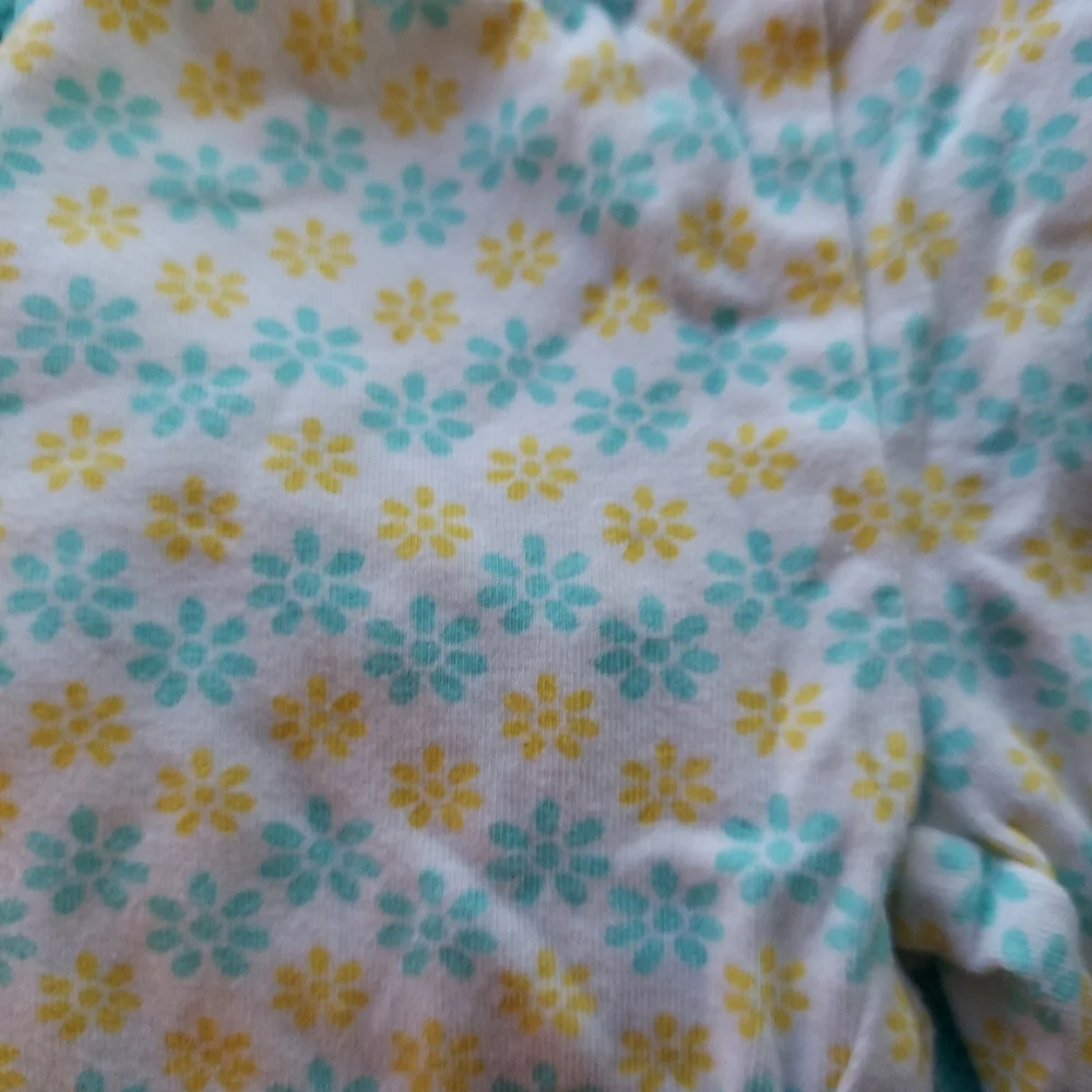 🎁 10/$25-Teal lacey outfit with flower accents,  0- 3 months
